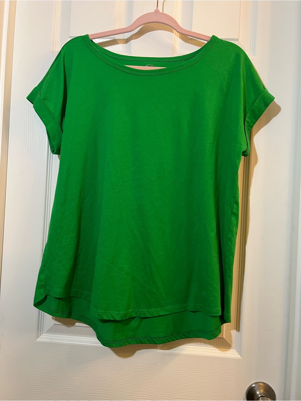 🦋 NWOT Cato Bright Green Short Sleeve Relaxed Tee with back pleat size large